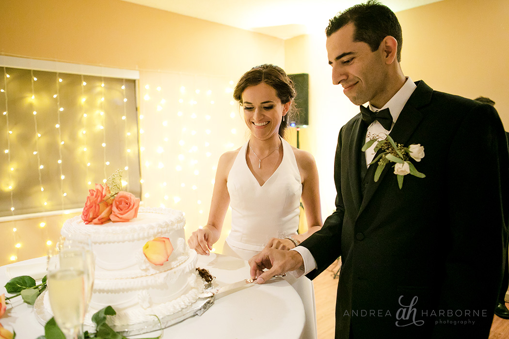 cutting the cake at a fort lauderdale wedding