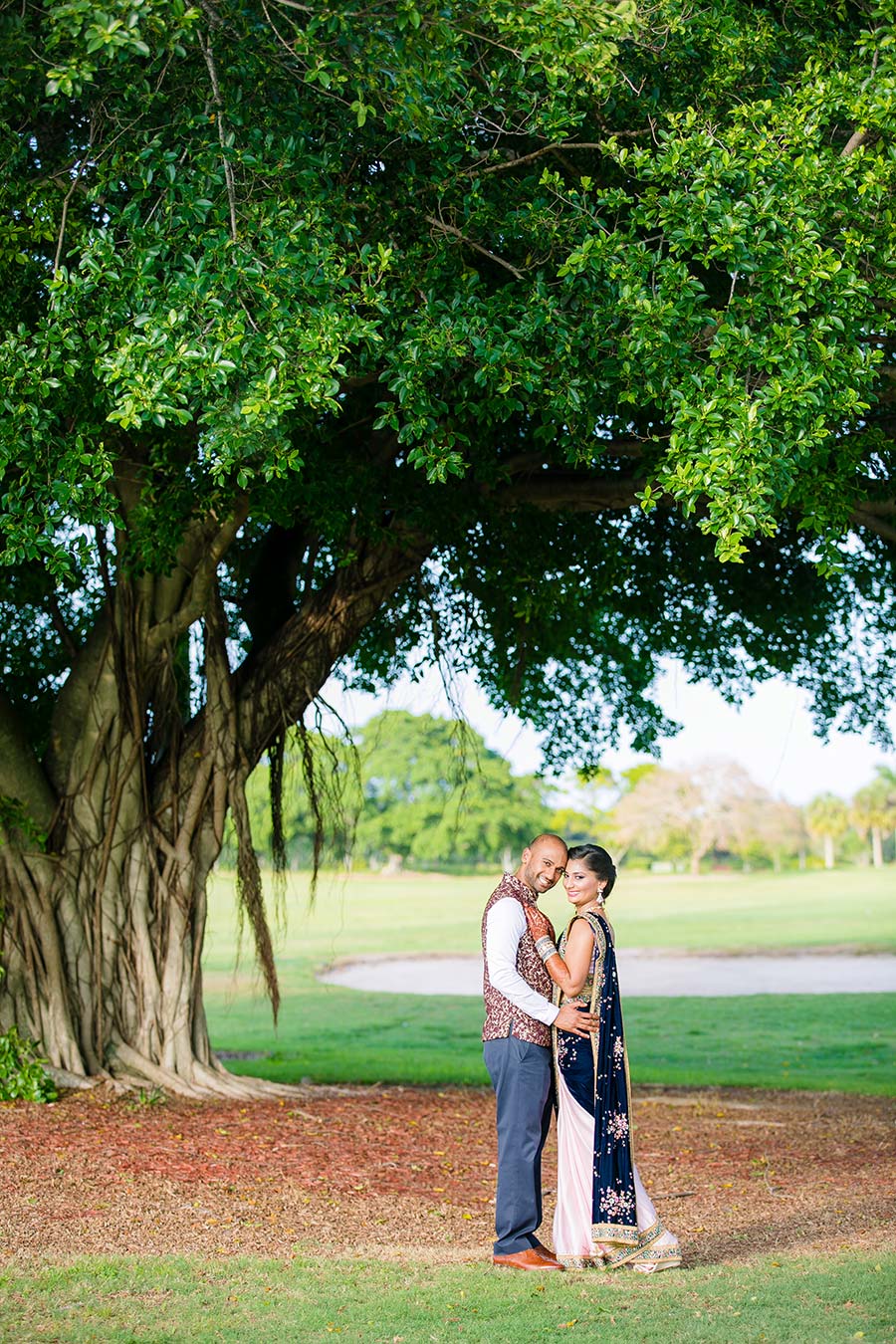 indian bride and groom at Fort Lauderdale Marriott Coral Springs Hotel indian bride and groom at Fort Lauderdale Marriott Coral Springs Hotel