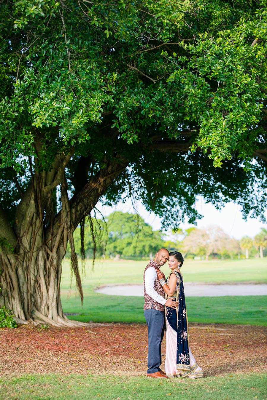 indian bride and groom at Fort Lauderdale Marriott Coral Springs Hotel