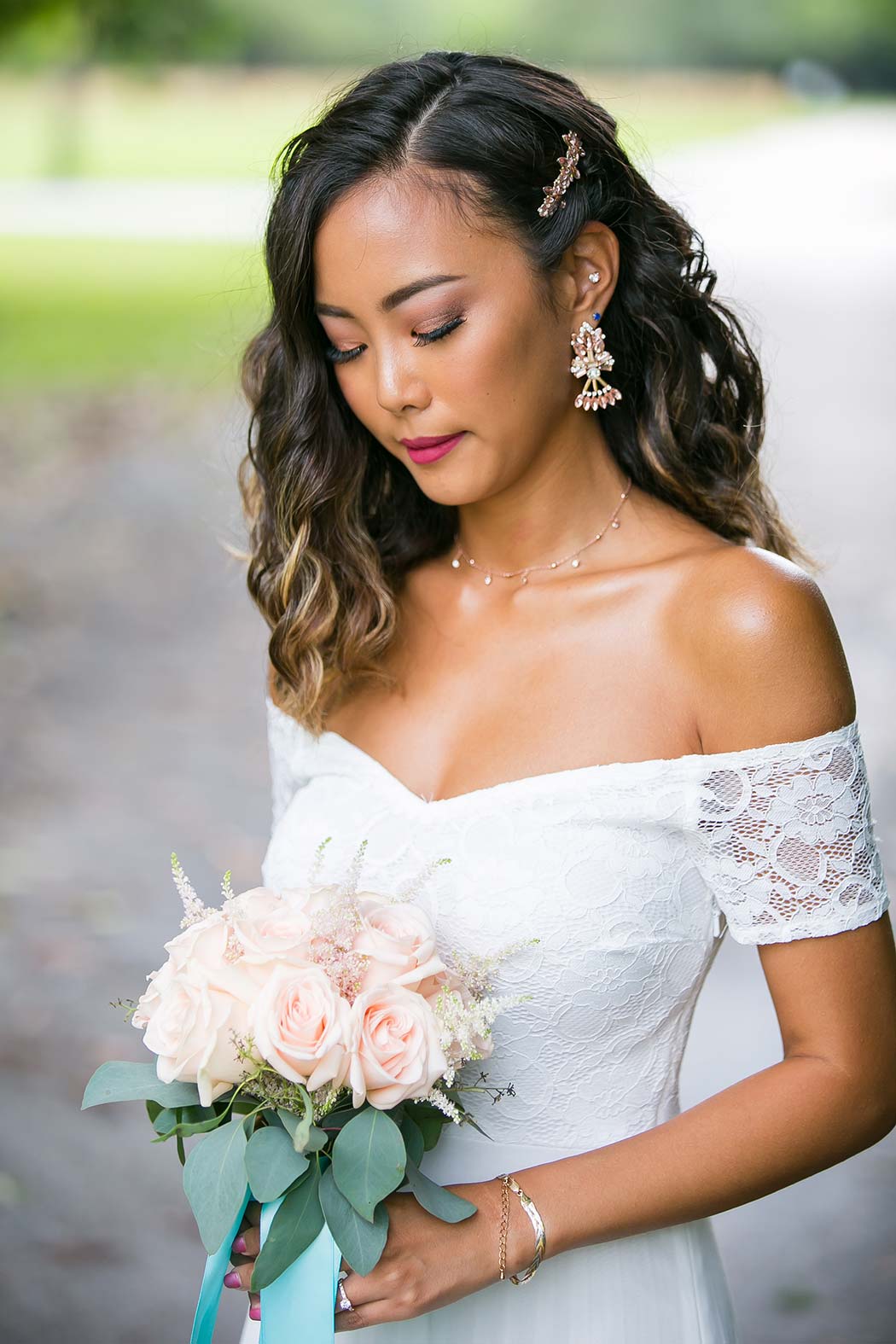 pink roses bridal bouquet