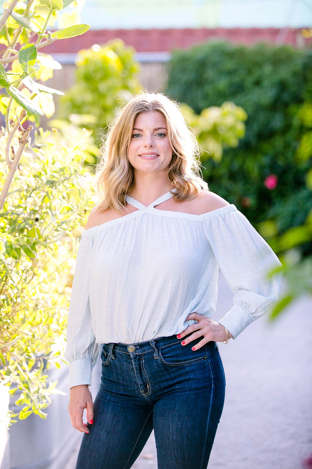 trendy lifestyle photoshoot with girl in wynwood yard miami