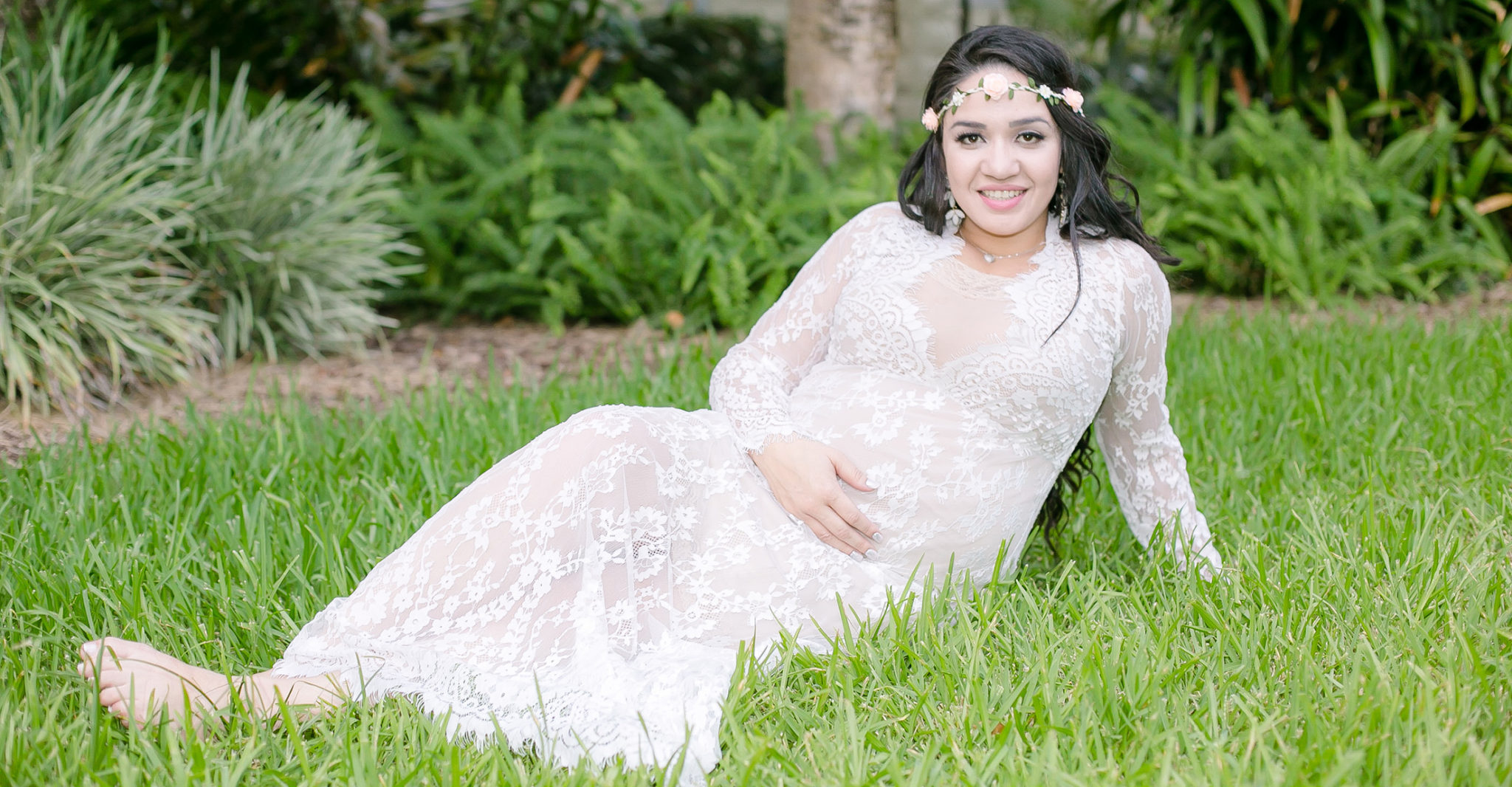 vintage white lace maternity dress and flower crown